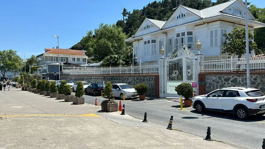 130 milyon liralık film gibi yalı soygununda 7 gözaltı 