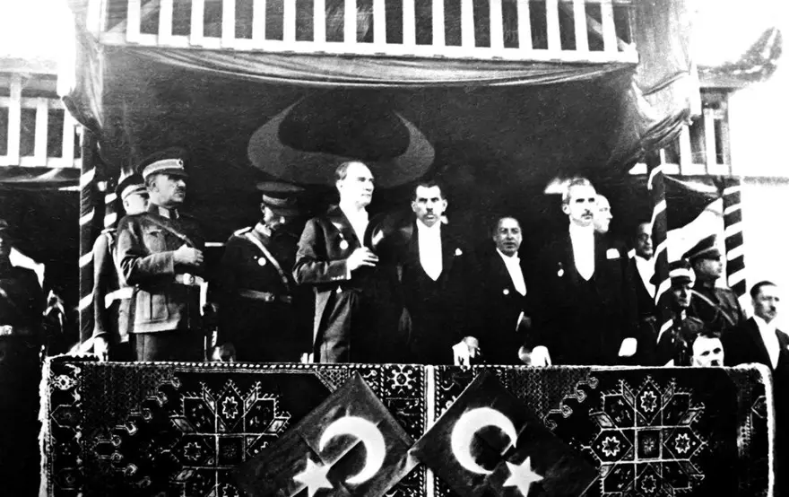 Cumhuriyet 102 yaşında! Dijital restorasyonla yenilenmiş 100 Atatürk fotoğrafı 6