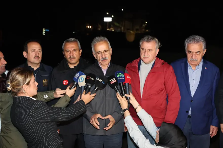 URALOĞLU: 272 KİLOGRAMA KADAR YAĞIŞ ALAN BÖLGELER OLDU 4 URALOĞLU: 272 KİLOGRAMA KADAR YAĞIŞ ALAN BÖLGELER OLDU 4