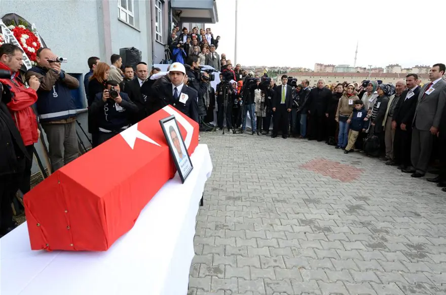 Şehide gözyaşlarıyla veda 