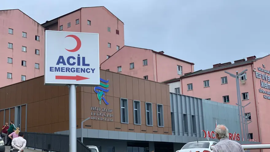 Okulda feci ölüm: 14 yaşındaki Gizem yangın merdiveninden düştü 3