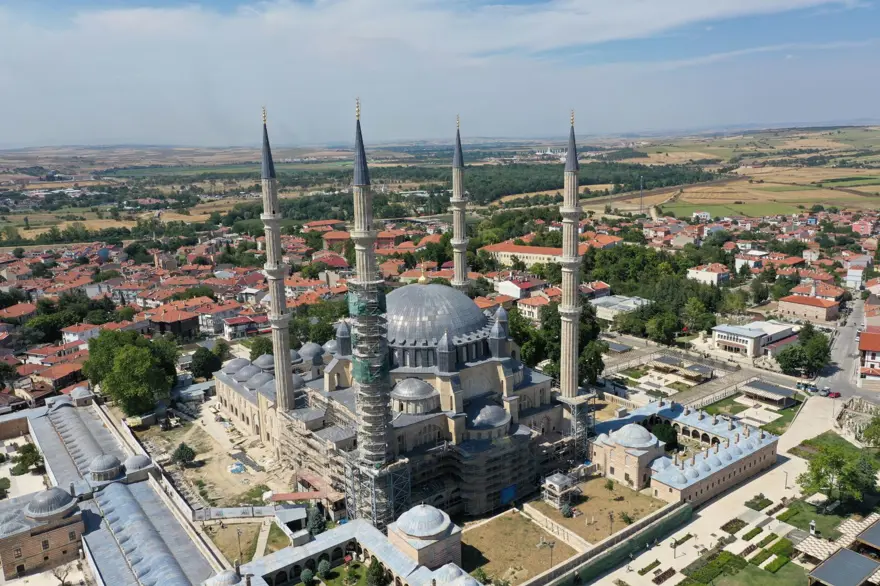 Mimar Sinan'ın "ustalık eseri" Selimiye Camisi'nin minarelerindeki restorasyon tamamlandı 6