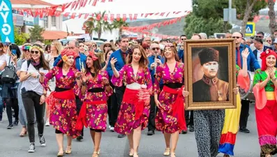 Alaçatı Ot Festivali evlere taşındı