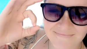 İngiliz kadın Kuşadası'ndaki 5 yıldızlı oteli dolandırdı: Eski bilekliğiyle sınırsız yedi, içti