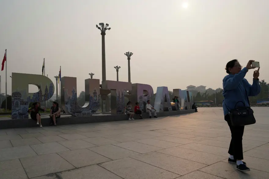 Malezya'nın idari başkenti Putrajaya duman bulutları altında 5