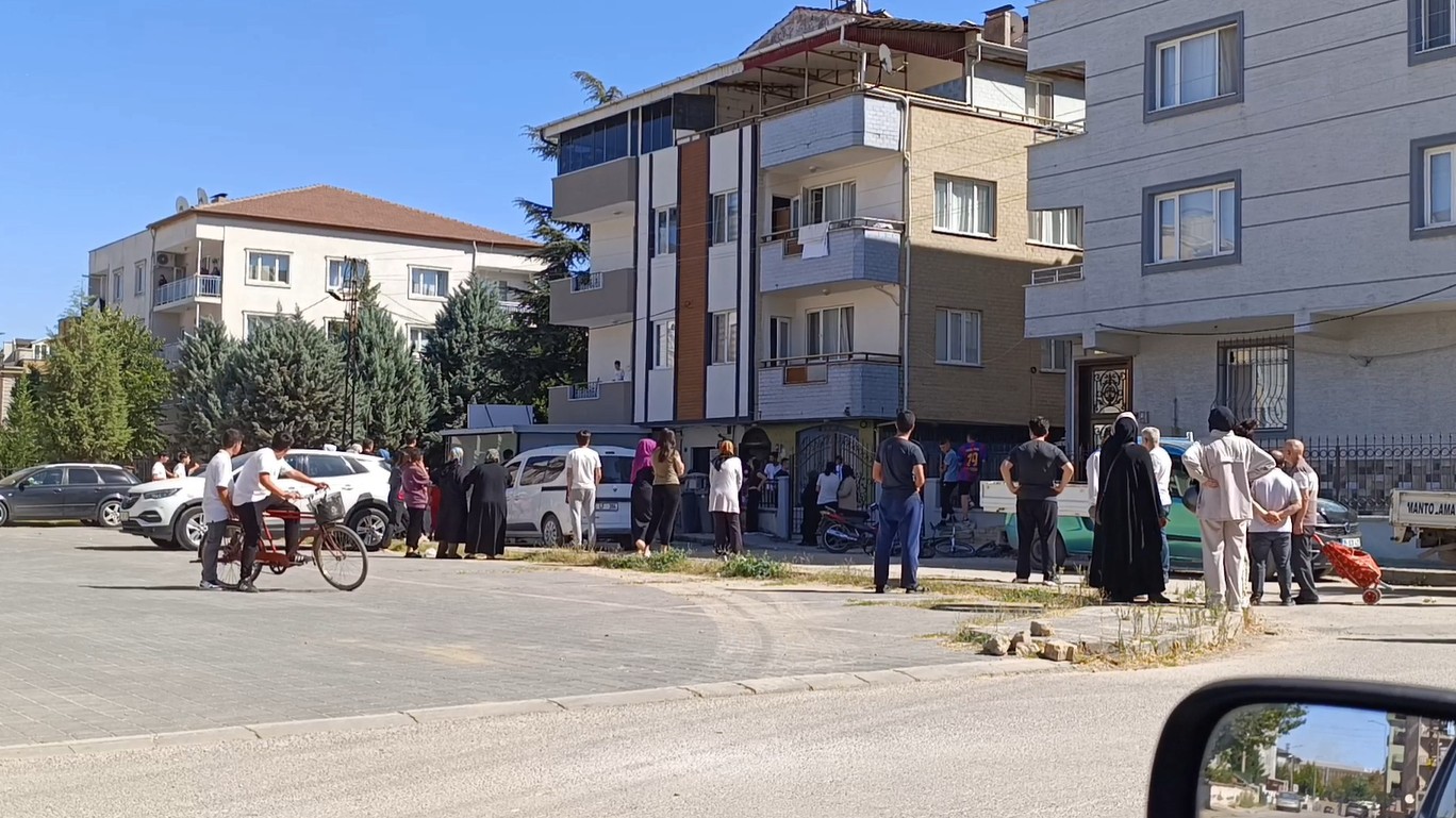 Bursa'da 4'üncü katın balkonundan düşen genç kadın hayatını kaybetti