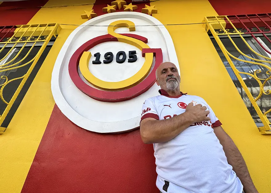 "ÖNÜNDEN GEÇEN FOTOĞRAF ÇEKTİRİYOR" 2