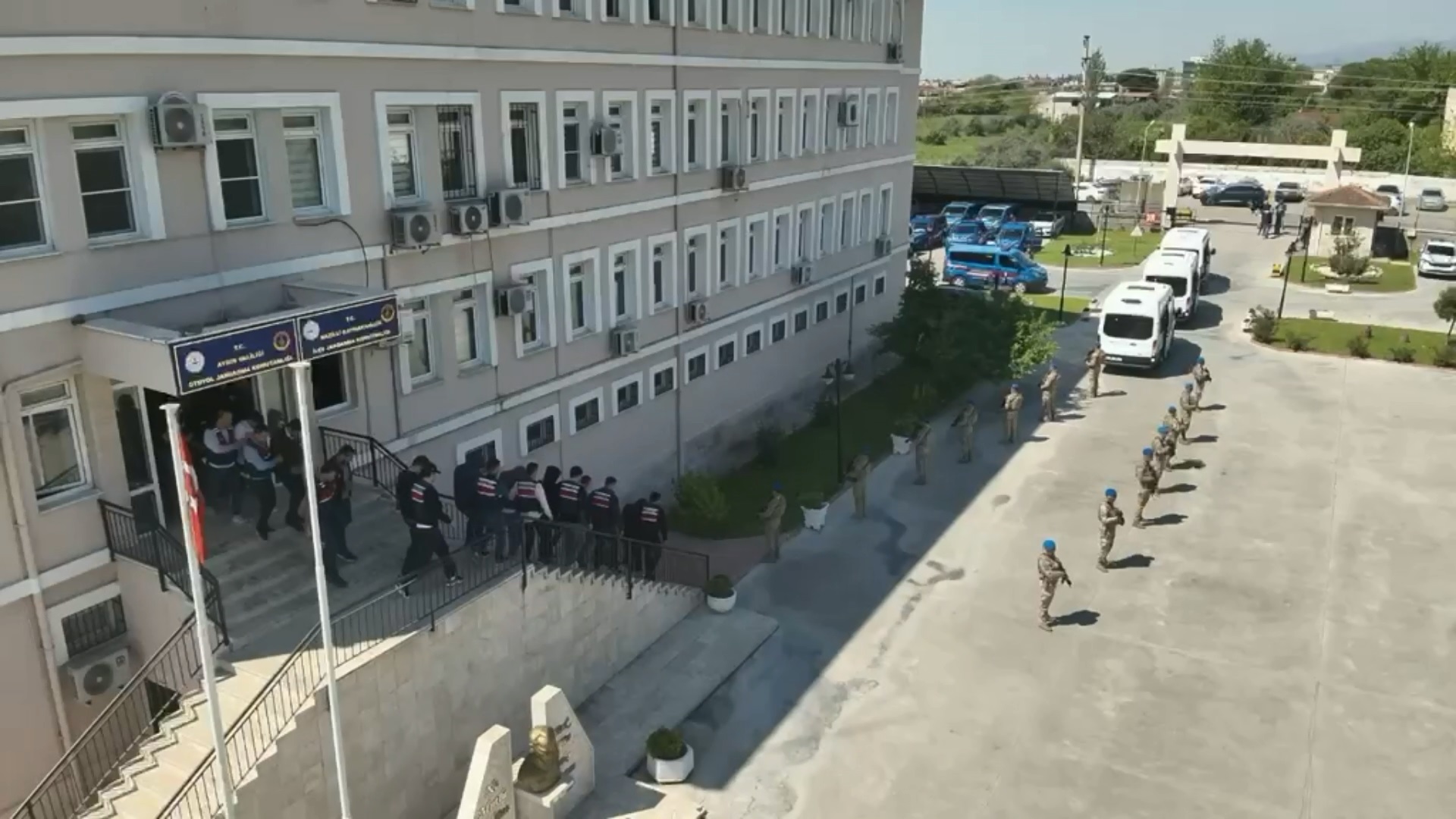 5 ilde uyuşturucu operasyonunda 341 kişi gözaltına alındı