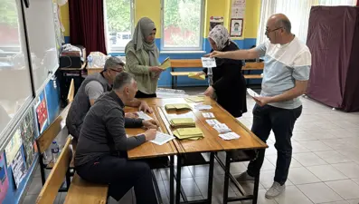 405 mahalle ve köy ara seçimle yeni muhtarını belirledi