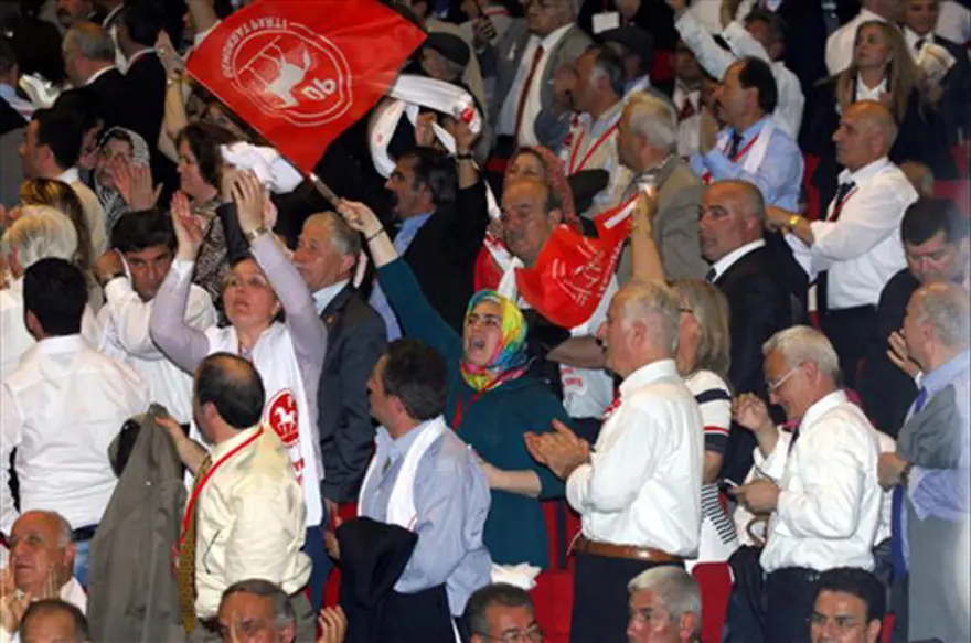 Demokrat Parti Kongresi 4