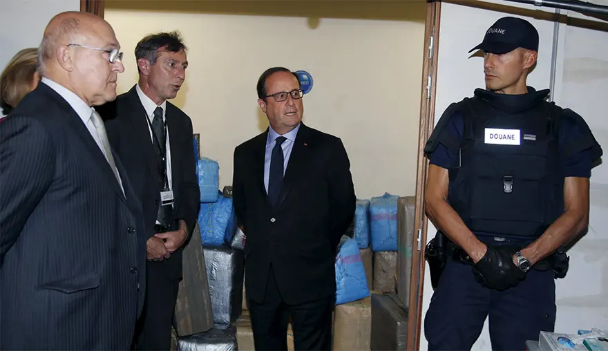 Paris'te 7 ton esrar 2 Paris'te 7 ton esrar 2