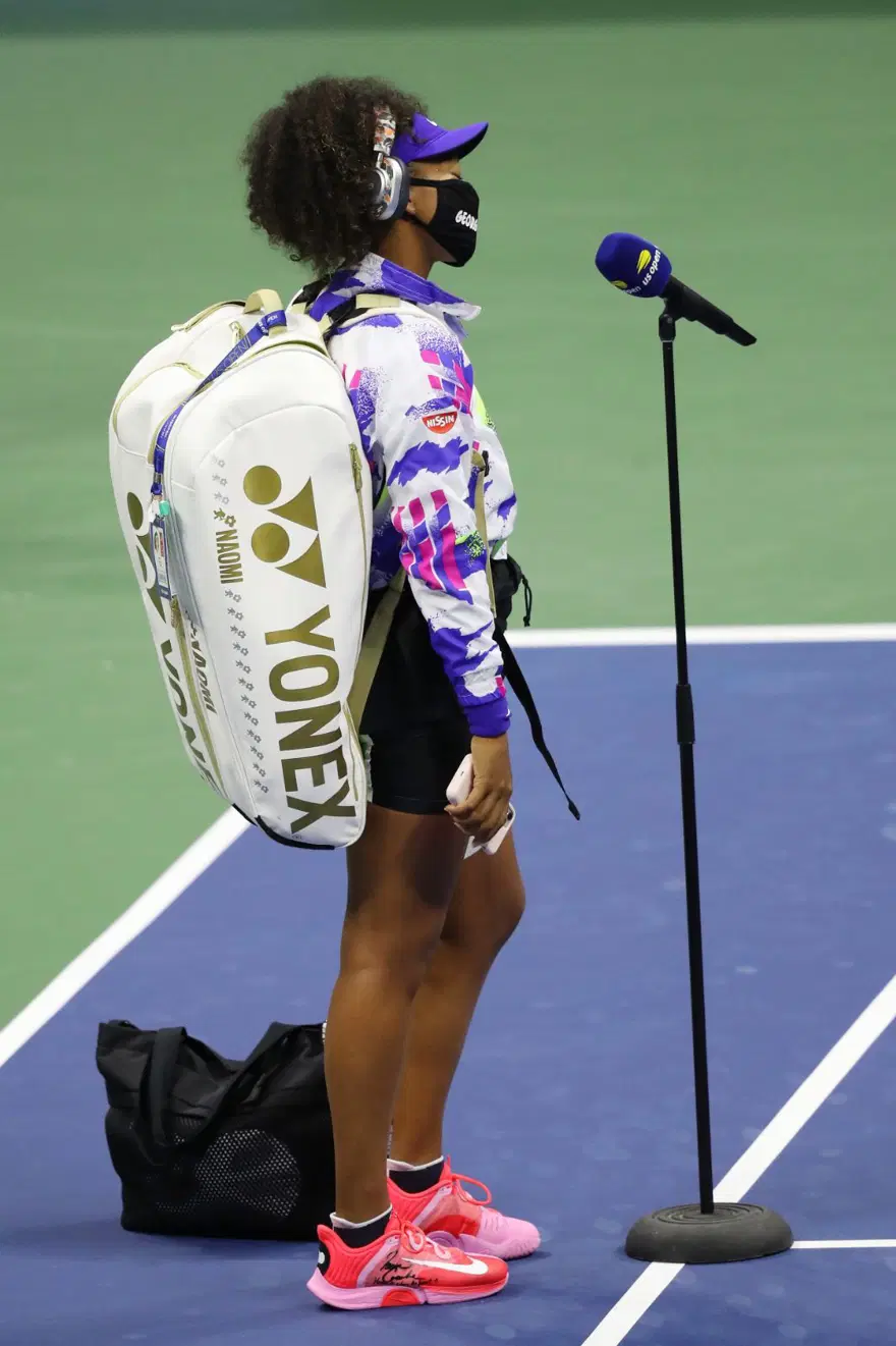 Şampiyon tenisçi Naomi Osaka'dan maskeli ırkçılık tepkisi 4 Şampiyon tenisçi Naomi Osaka'dan maskeli ırkçılık tepkisi 4
