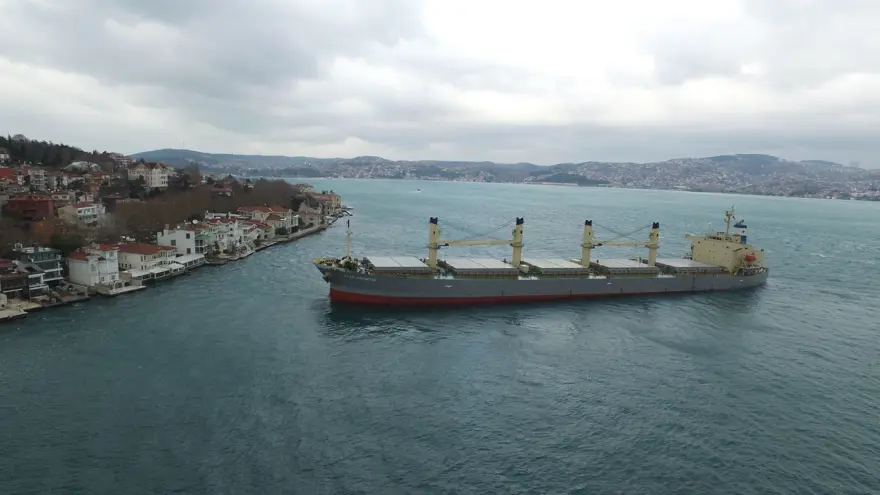 Karaya oturan gemi bugün de kurtarılamadı 18 Karaya oturan gemi bugün de kurtarılamadı 18