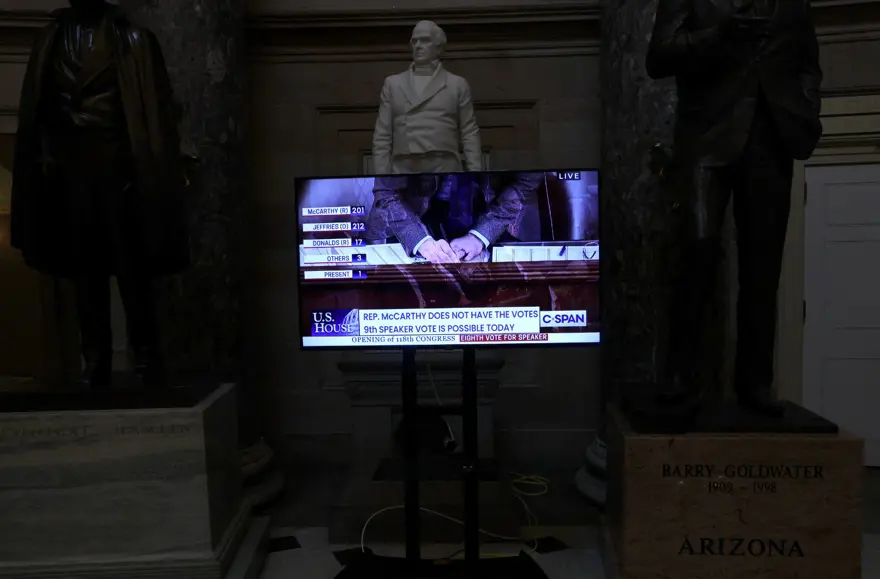 BAŞKAN SEÇİLENE KADAR OYLAMALAR SÜRECEK 11 BAŞKAN SEÇİLENE KADAR OYLAMALAR SÜRECEK 11