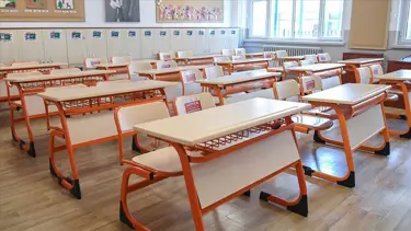 Ankara Büyükşehir Belediyesi hafta sonunda 48 okulu temizledi