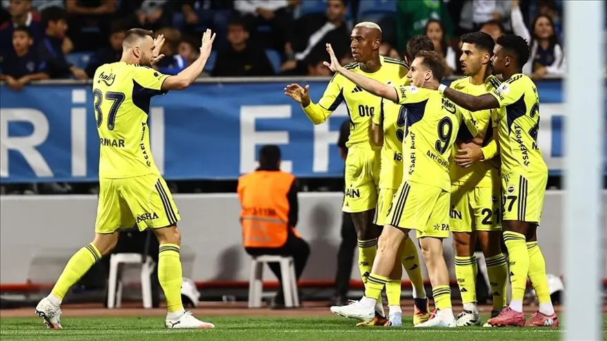 FENERBAHÇE'DE 3 EKSİK 3 FENERBAHÇE'DE 3 EKSİK 3