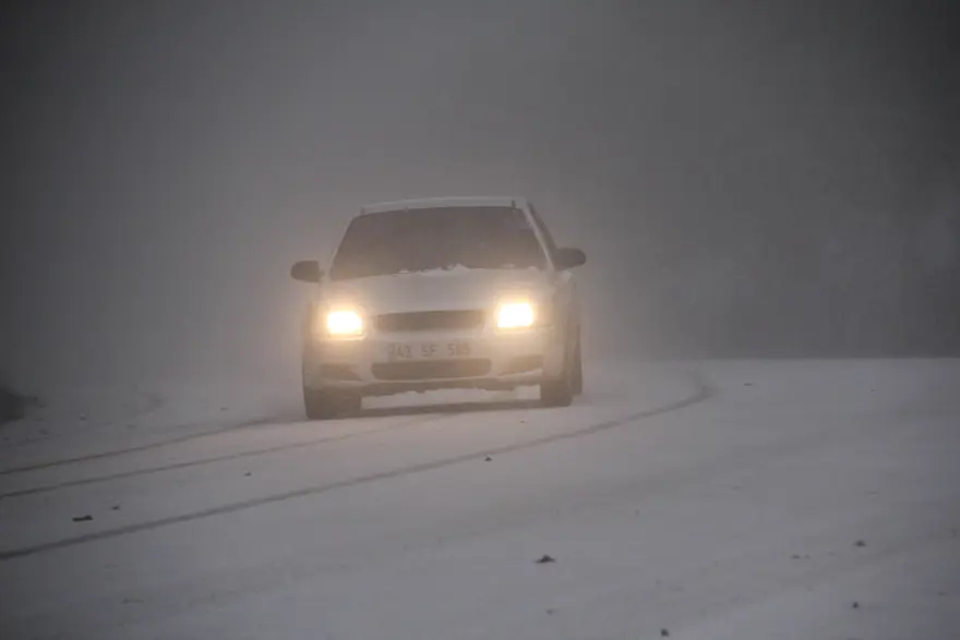 Ağrı-Iğdır karayolu ulaşıma kapandı 20