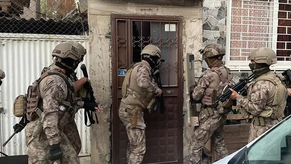 DAEŞ operasyonunda 2 milyon 135 bin lira değerinde para ve altına el konuldu