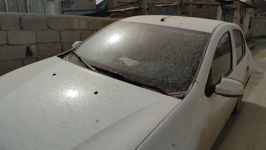 Van’da çamur yağdı: araçlar oto yıkamada kuyruk oldu 9 Van’da çamur yağdı: araçlar oto yıkamada kuyruk oldu 9