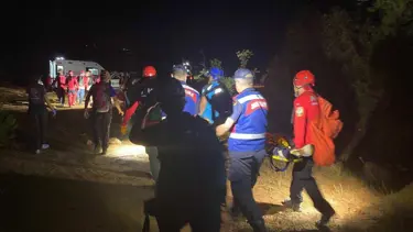 Yüksekten düştüler: Mağaradaki iki çocuk kurtarıldı