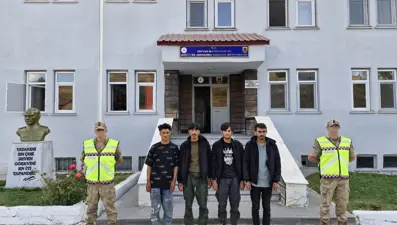 Bitlis'te 4 düzensiz göçmen yakalandı