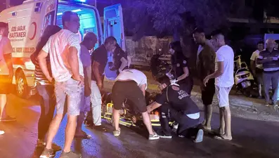 Motosikletler kafa kafaya çarpıştı: 2 yaralı