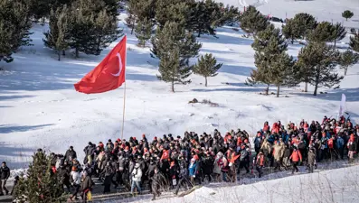 Sarıkamış şehitlerini anma yürüyüşü