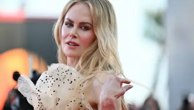 Annesinin ölüm haberiyle yıkılan Nicole Kidman ödülünü alamadı