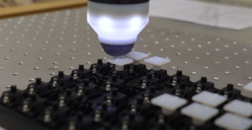 İnsan benzeri dokunma hissine sahip 3D baskılı parmak ucu geliştirildi 