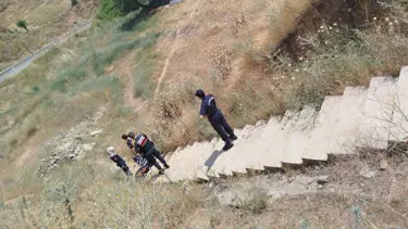 Bisikletiyle dereye uçan çocuk hayatını kaybetti