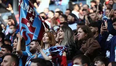 Trabzonspor-Atakaş Hatayspor maçı kadın taraftarlara ücretsiz olacak