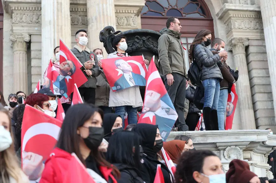 Büyük Önder Atatürk Dolmabahçe'de anıldı 28