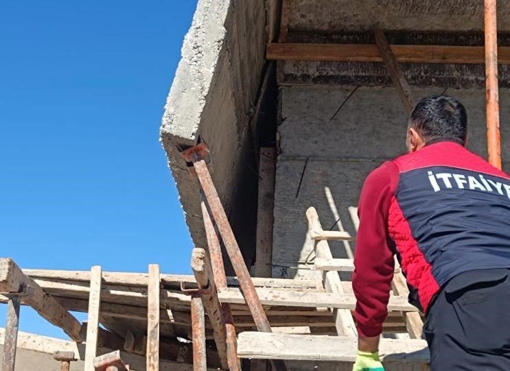 İnşaat alanında kaza: İki işçi yaralandı