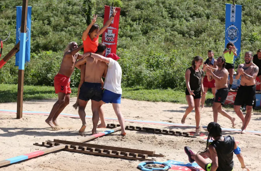 Survivor'da kim elendi? 1. Hafta (Survivor adasına ilk veda gönüllüler takımından) 41