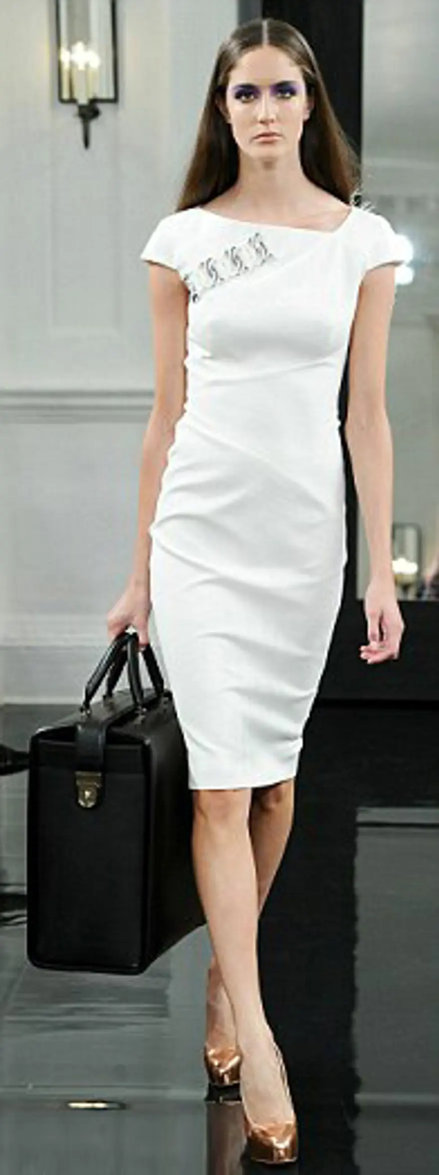 V. Beckham NY Moda Haftası'nda 10