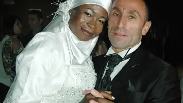 Aradığı aşkı dil öğrenirken buldu