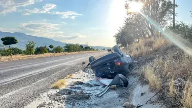 Adıyaman'da otomobil takla attı