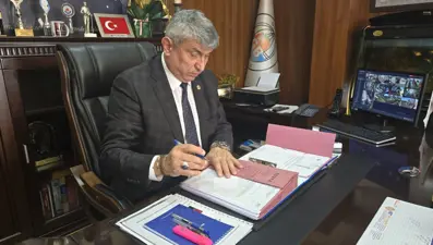 19 yıl makam şoförlüğü yapmış: 27 yıl hizmet verdiği belediyeye başkan oldu