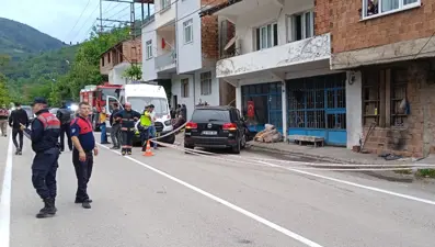 Kontrolden çıkan cip vatandaşlara çarptı: 2 ölü