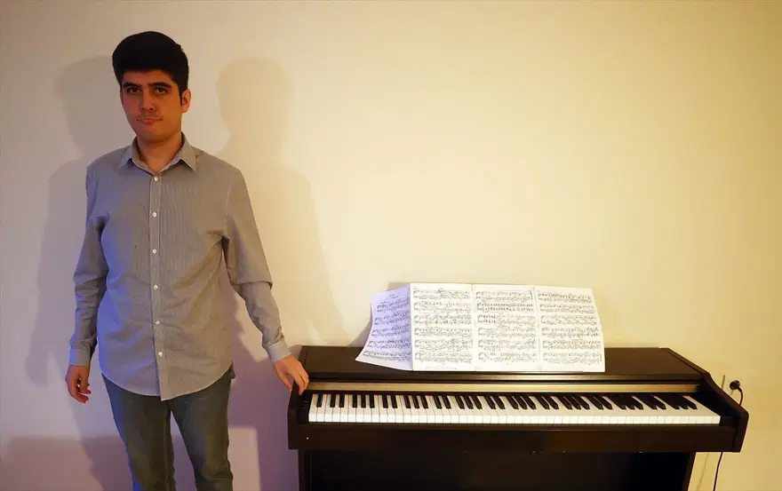 Türkiye'nin ilk otizmli doktora öğrencisi, müzik dehası Buğra oldu 6 Türkiye'nin ilk otizmli doktora öğrencisi, müzik dehası Buğra oldu 6