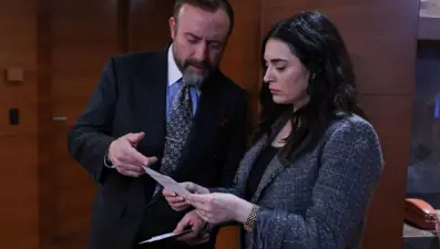 Kral Kaybederse'de Kenan ve Handan’ın aşkı deşifre mi oluyor?