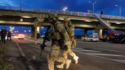Kiev'de bombalı saldırgana operasyon (Köprüyü uçurmakla tehdit etti)