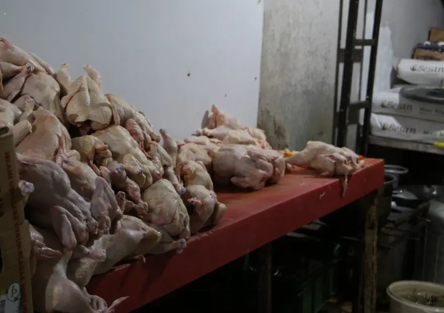 Döner imalathanesinde mide bulandıran görüntüler 1