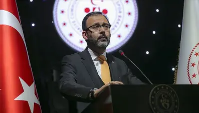 Bakan Kasapoğlu, mart ayı yurt ücretini ödeyen öğrencilere ücret iadesinin başladığını duyurdu