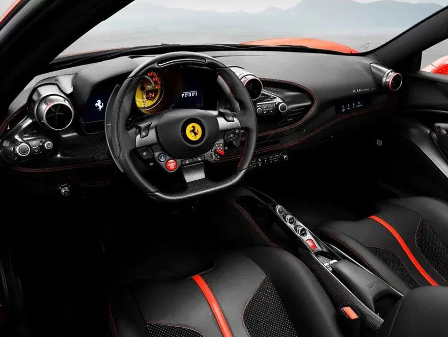 Cenevre’de Ferrari’den F8 Tributo tanıtımı 4 Cenevre’de Ferrari’den F8 Tributo tanıtımı 4