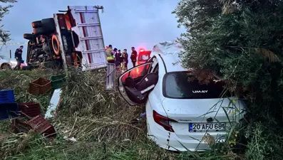 Kontrolden çıkan kamyonet karşı şeride geçti: 2 ölü, 3 yaralı