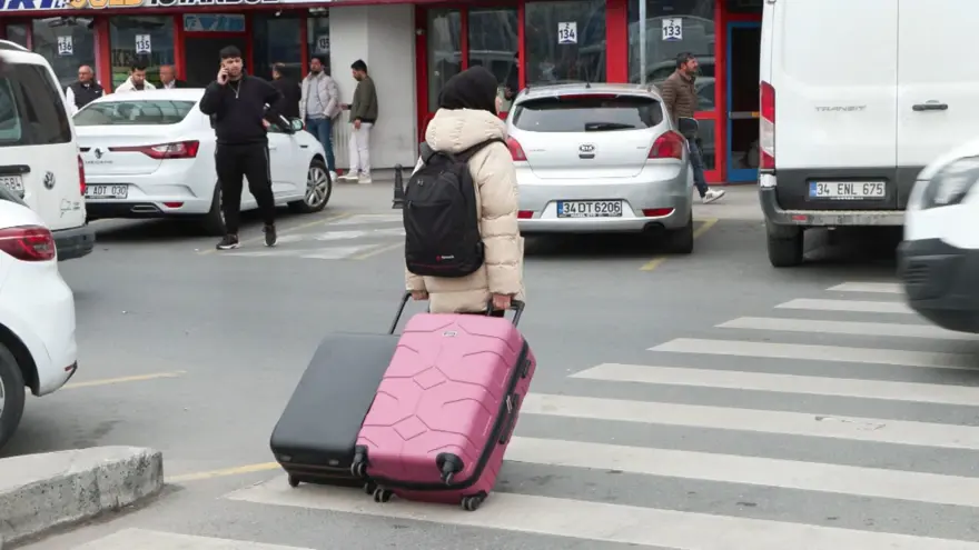 İstanbul Otogarı'nda bayram yoğunluğu 4 İstanbul Otogarı'nda bayram yoğunluğu 4