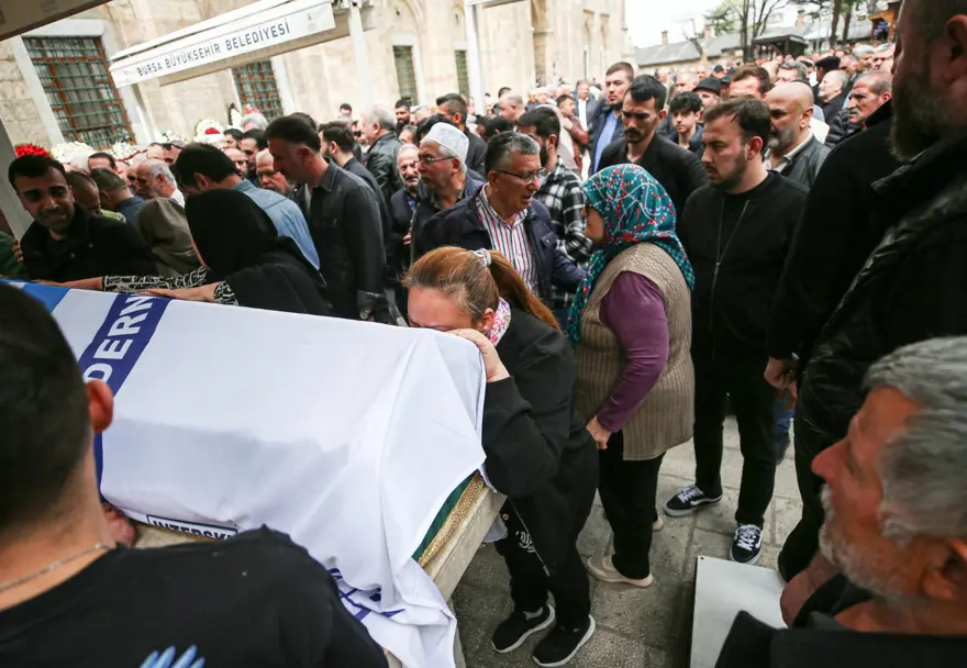 ŞampiyonBerkin ve hocaların hocası babasına gözyaşlarıyla veda 3