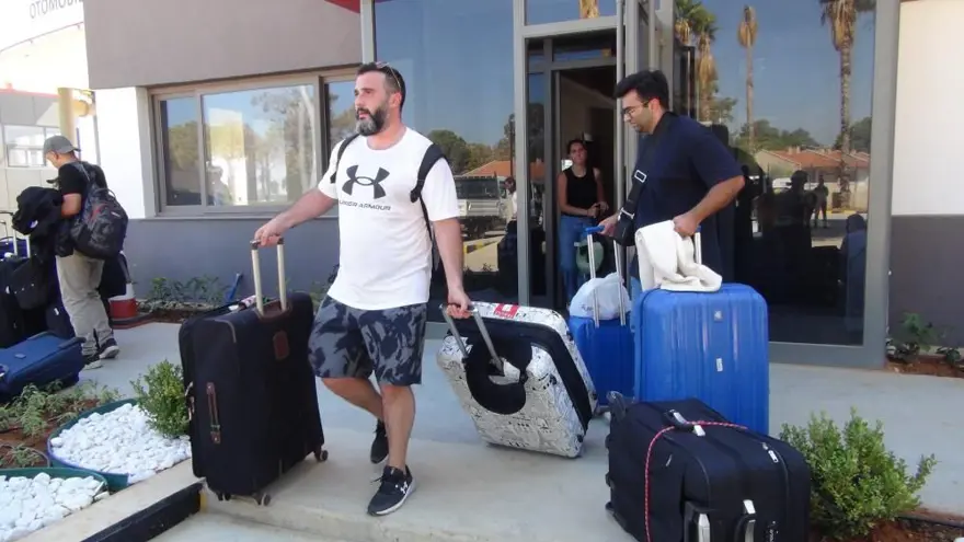 Lübnan’dan tahliyeler sürüyor: 362 kişi gemiyle Mersin’egeldi 1