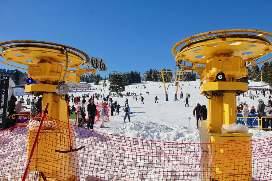 Sömestr tatilinde Uludağ'a akın ettiler 1